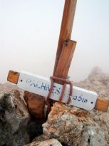 Πάχνες , η κορυφή των Λευκών Ορέων με 2.453 μ . φωτογρφία Ρούμι 